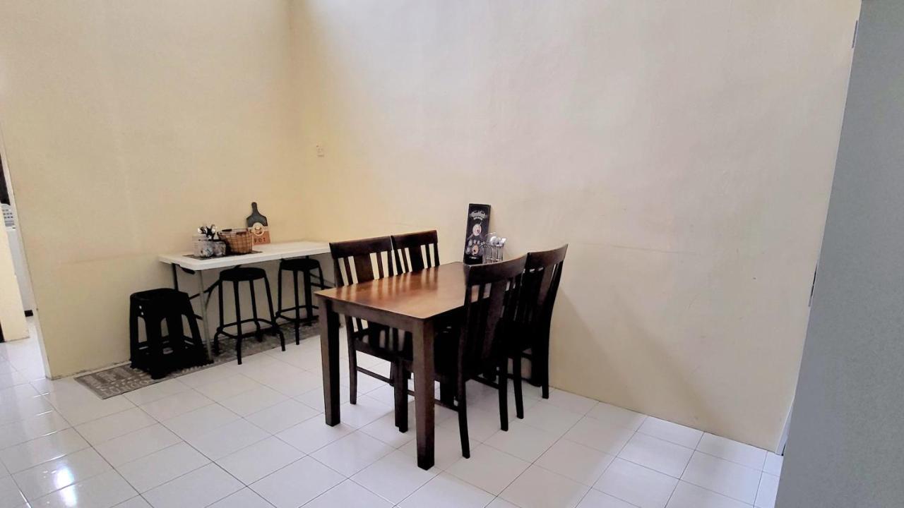 Eisya Guest House Perlis With Pool Musllm Only Arau Exterior photo